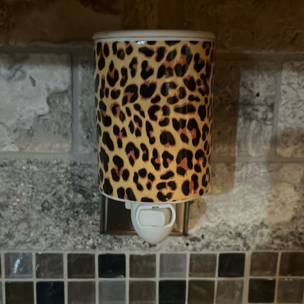 Happy Wax plug in wax warmer.  Leopard